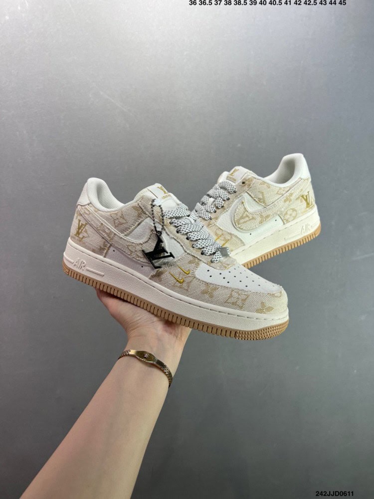 【AT8923】ナイキ × ルイ・ヴィトン Air Force 1 カスタムスニーカー | ストリートファッションとラグジュアリーエッセンスの融合 | LV x Nike