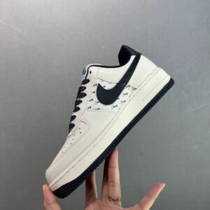 【AT8924】ナイキ×ステューシーAir Force 1 07 Low カスタムスニーカー | Stussy x Nike