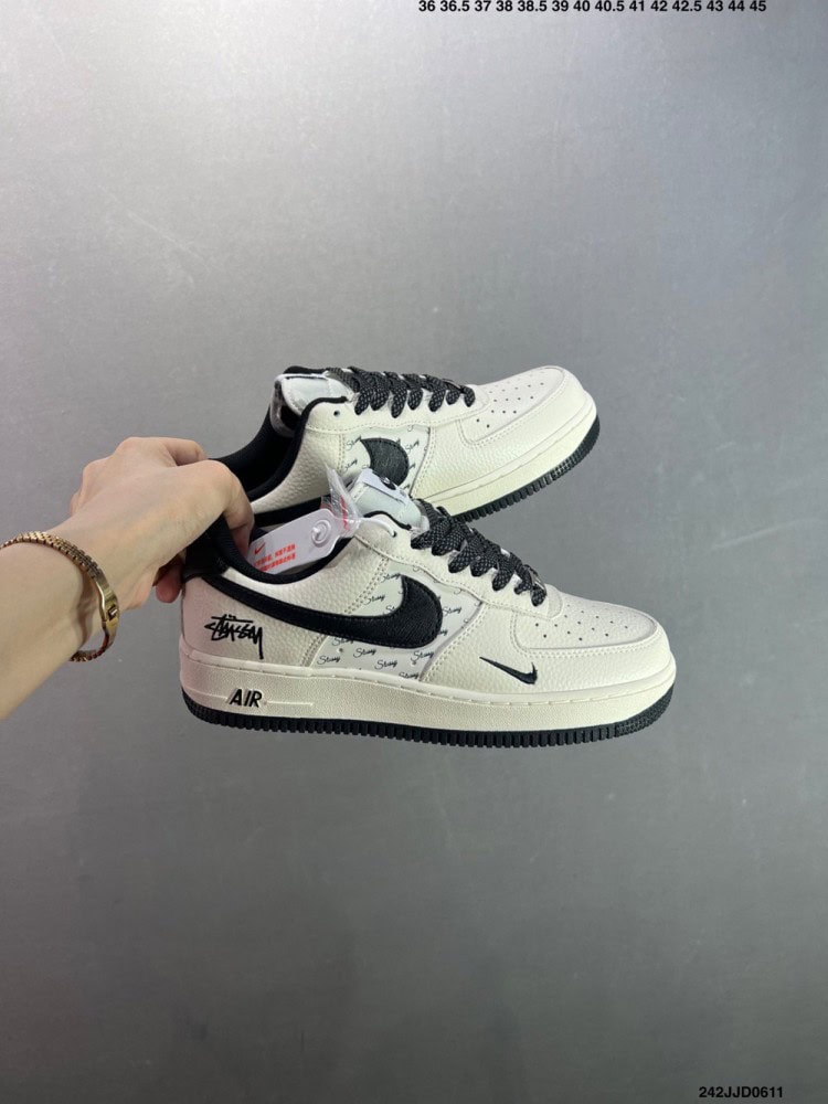 【AT8924】ナイキ×ステューシーAir Force 1 07 Low カスタムスニーカー | Stussy x Nike