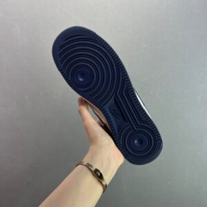 【AT8925】ナイキ エアフォース 1 07 Low ローカットスニーカー – ストリートファッションの永遠の魅力を表現 | Louis Vuitton x Nike