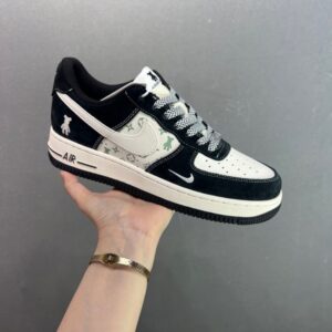 【AT8926】ナイキ Air Force 1 パープルローカットデザイン、現代工芸とレトロ美学の完璧な融合 | Nike x Air Force 1