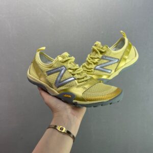 【AT8927】ニューバランス MT10シリーズ - 裸足ランニングシューズ