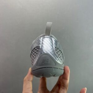 【AT8930】New Balance（ニューバランス）のMT10シリーズ裸足ランニングシューズ
