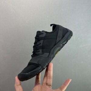 【AT8935】ニューバランス New Balance MT10 シリーズ 裸足ランニングシューズ | New Balance