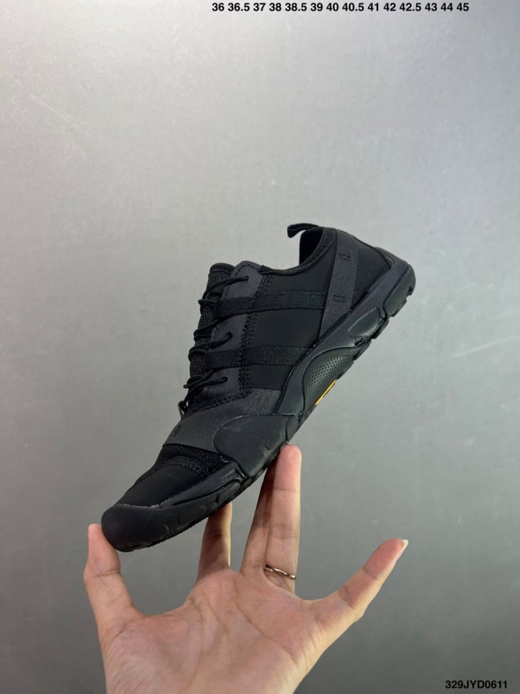 【AT8935】ニューバランス New Balance MT10 シリーズ 裸足ランニングシューズ | New Balance
