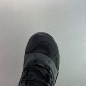 【AT8935】ニューバランス New Balance MT10 シリーズ 裸足ランニングシューズ | New Balance
