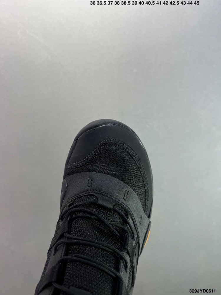 【AT8935】ニューバランス New Balance MT10 シリーズ 裸足ランニングシューズ | New Balance
