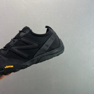 【AT8935】ニューバランス New Balance MT10 シリーズ 裸足ランニングシューズ | New Balance