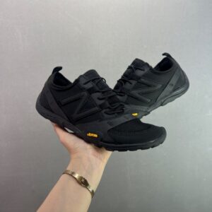 【AT8935】ニューバランス New Balance MT10 シリーズ 裸足ランニングシューズ | New Balance