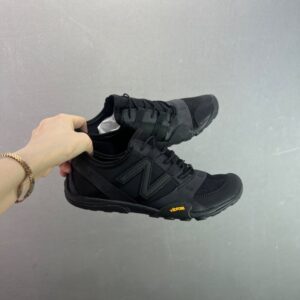 【AT8935】ニューバランス New Balance MT10 シリーズ 裸足ランニングシューズ | New Balance