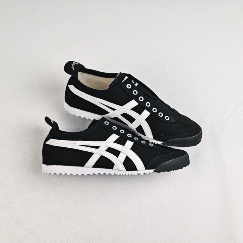 【AT8940】Onitsuka Tiger Mexico 66 ブラックとホワイトのレトロスニーカー | Onitsuka Tiger