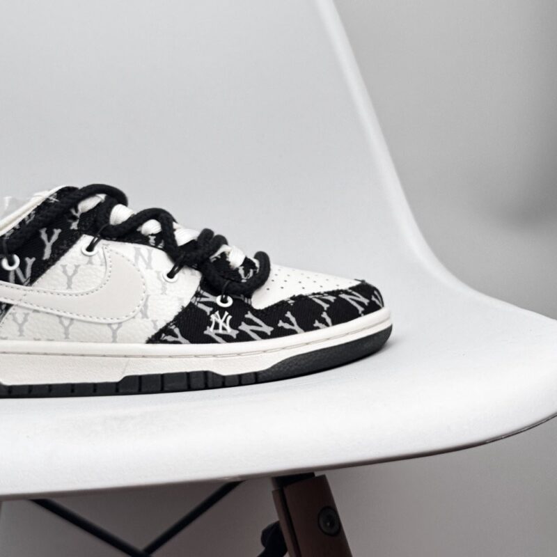 【AT8959】Nike Dunk Low ハイエンド カスタムスニーカー 黒と白のコントラストデザイン 高品質レザー | Nike Dunk