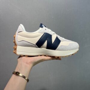 【AT8965】New Balance MS327シリーズ レトロランニングシューズ 大人のカジュアルファッションに最適 | New Balance