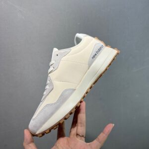 【AT8965】New Balance MS327シリーズ レトロランニングシューズ 大人のカジュアルファッションに最適 | New Balance