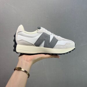 【AT8966】New Balance MS327シリーズのレトロなカジュアルスポーツシューズ | New Balance