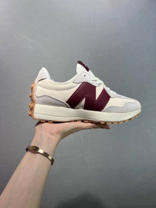 【AT8967】New Balance MS327シリーズウィメンズランニングシューズ- スエード＆メッシュ素材、レトロスタイルデザイン | New Balance