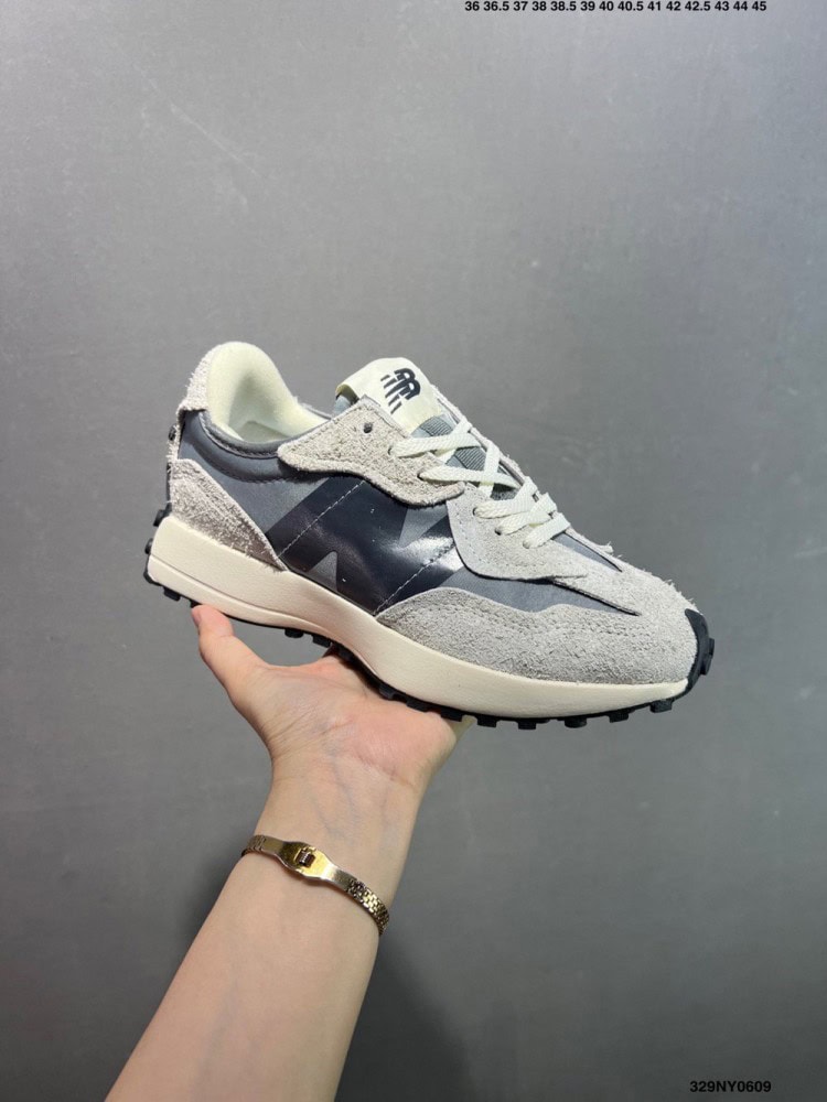 【AT8970】ニューバランスMS327シリーズ：レトロとモダンの融合デザイン【靴 ファッション】 | New Balance