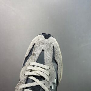 【AT8970】ニューバランスMS327シリーズ：レトロとモダンの融合デザイン【靴 ファッション】 | New Balance