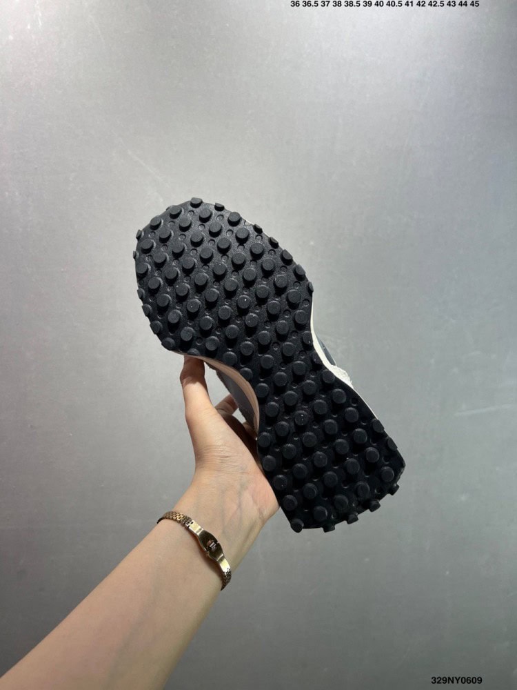 【AT8970】ニューバランスMS327シリーズ：レトロとモダンの融合デザイン【靴 ファッション】 | New Balance
