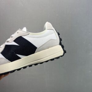 【AT8971】ニューバランス New Balance MS327レトロスニーカー グレー/ホワイトカラー 耐久性と履き心地に優れたカジュアルシューズ | New Balance