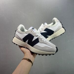【AT8971】ニューバランス New Balance MS327レトロスニーカー グレー/ホワイトカラー 耐久性と履き心地に優れたカジュアルシューズ | New Balance