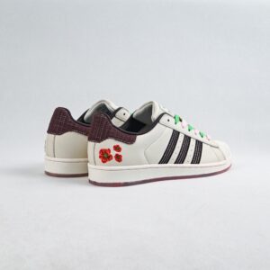 【AT8976】アディダスオリジナルススーパースター花刺繍シェルトゥスニーカー | Superstar