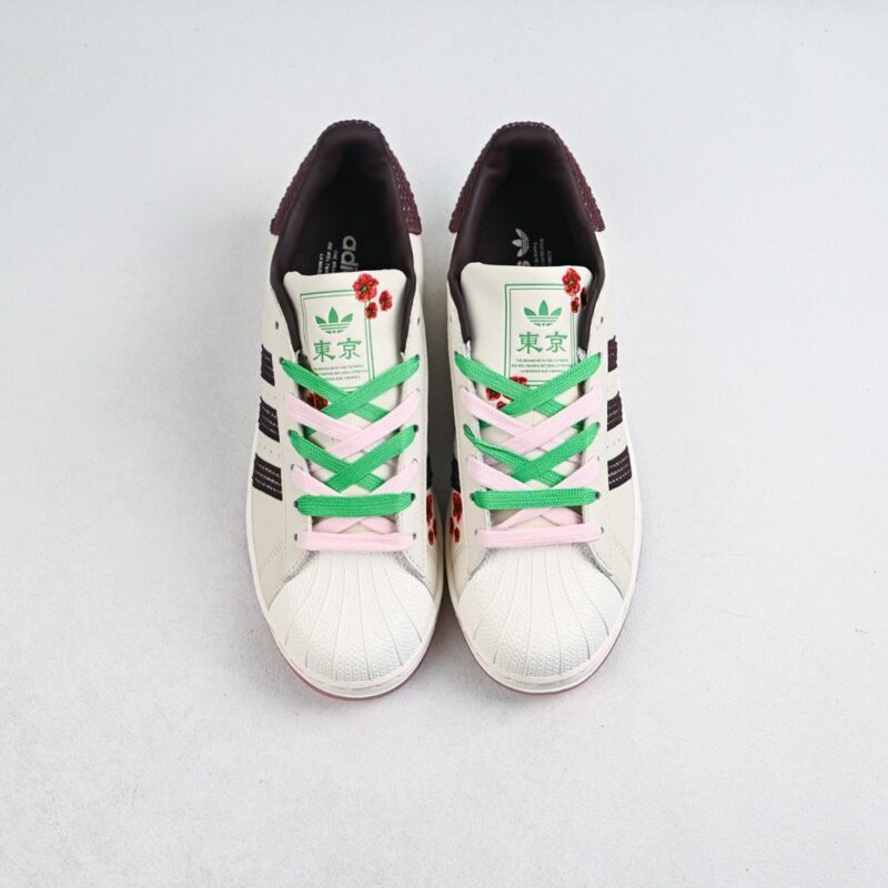 【AT8976】アディダスオリジナルススーパースター花刺繍シェルトゥスニーカー | Superstar