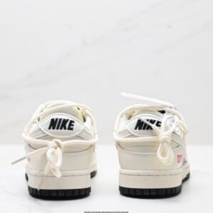 【AT8983】NIKE x SUPREME コラボ ローカットダンクスニーカー | Supreme x Nike