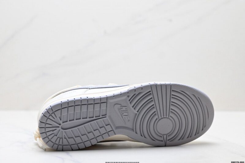 【AT8984】Nike x Louis VuittonコラボDunk Lowカスタムスニーカー | Nike x Louis Vuitton