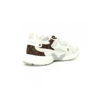 【AT8999】ルイ・ヴィトン（Louis Vuitton）Olympiaコレクションのスニーカー | Louis Vuitton Malletier