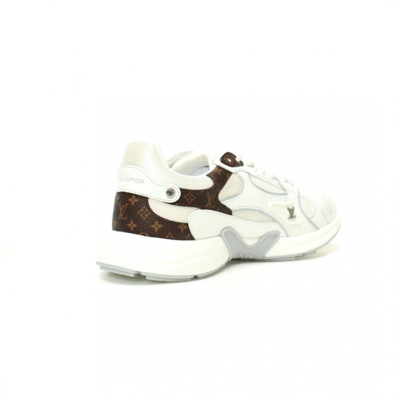 【AT8999】ルイ・ヴィトン（Louis Vuitton）Olympiaコレクションのスニーカー | Louis Vuitton Malletier