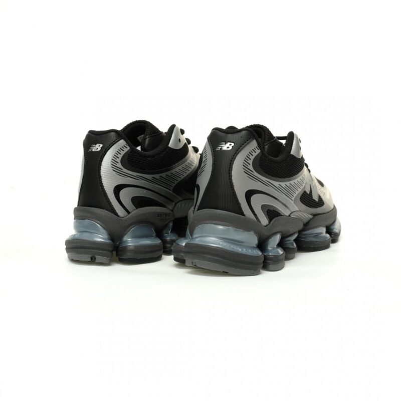 【AT9002】New Balance U2000シリーズスニーカー【Silver/Black】 | New Balance
