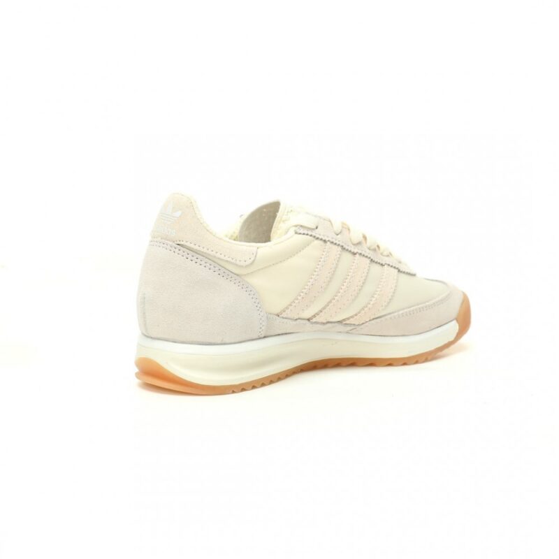 【AT9008】アディダス Originals SL72 OGシリーズ：ワンダーホワイトカラー、レトロなデザイン、都会の女性に最適、高品質スエード素材、EVAクッション技術、通勤やカジュアルなシーンに | adidas