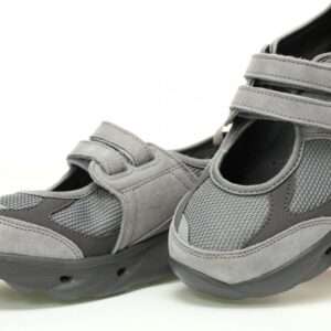 【AT9023】ニューバランス女性用MDフォームマジックテープスニーカーSD2203シリーズ | New Balance