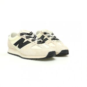 【AT9025】ニューバランスU471シリーズ レトロランニングシューズ ファー加工革とメッシュ生地の組み合わせで高級感とファッション性を演出 | New Balance