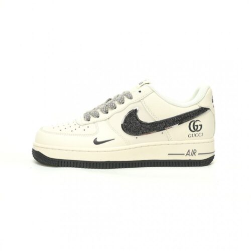 【AT9064】ナイキ x グッチコラボカスタムシューズ - ロイヤルなストリートファッション | Gucci x Nike