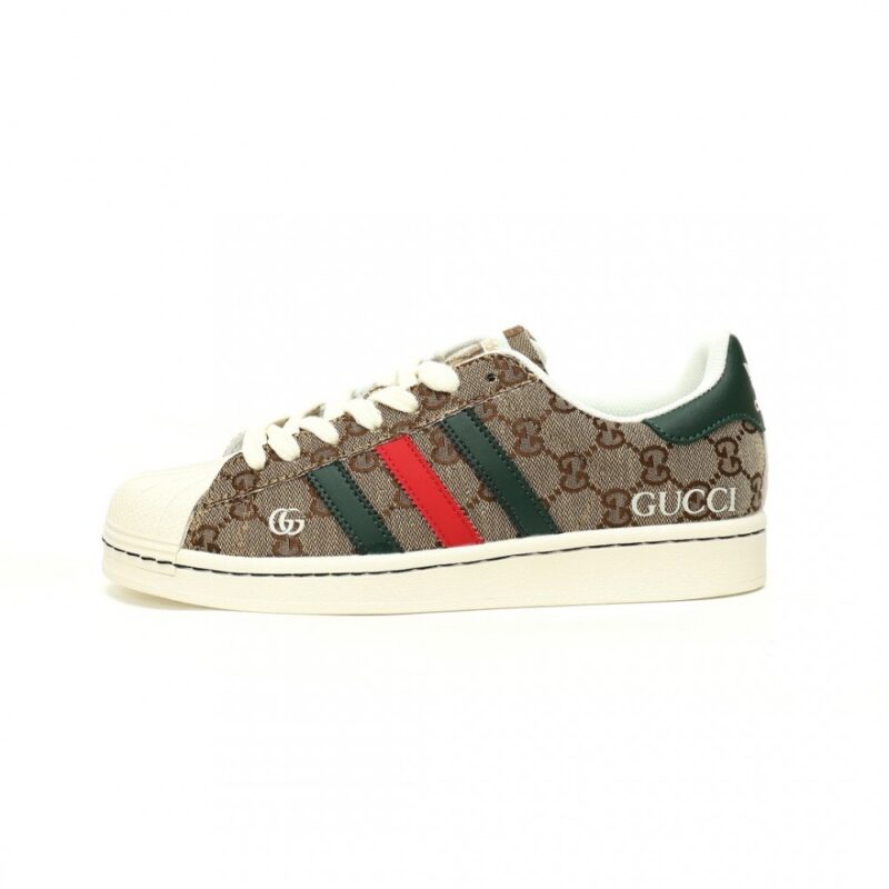 【AT9065】アディダス×グッチ コラボレーション スニーカー | Adidas Superstars