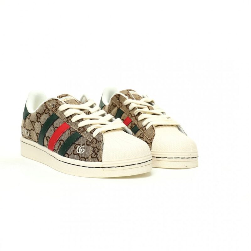 【AT9065】アディダス×グッチ コラボレーション スニーカー | Adidas Superstars