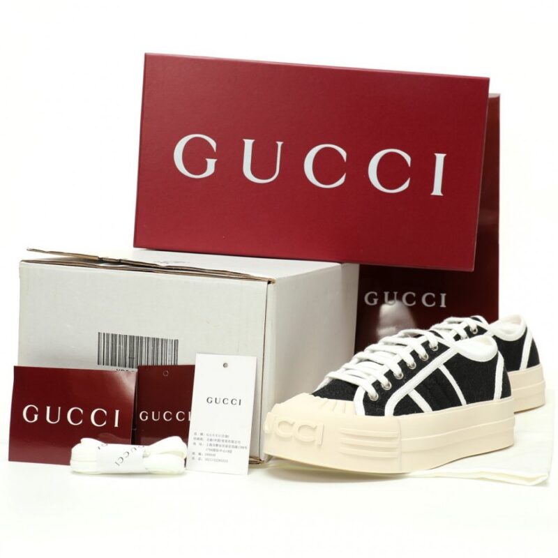 【AT9070】Gucci 1977厚底ロートップスニーカー｜モノクロGGキャンバス｜都市ファッション | Gucci Italy