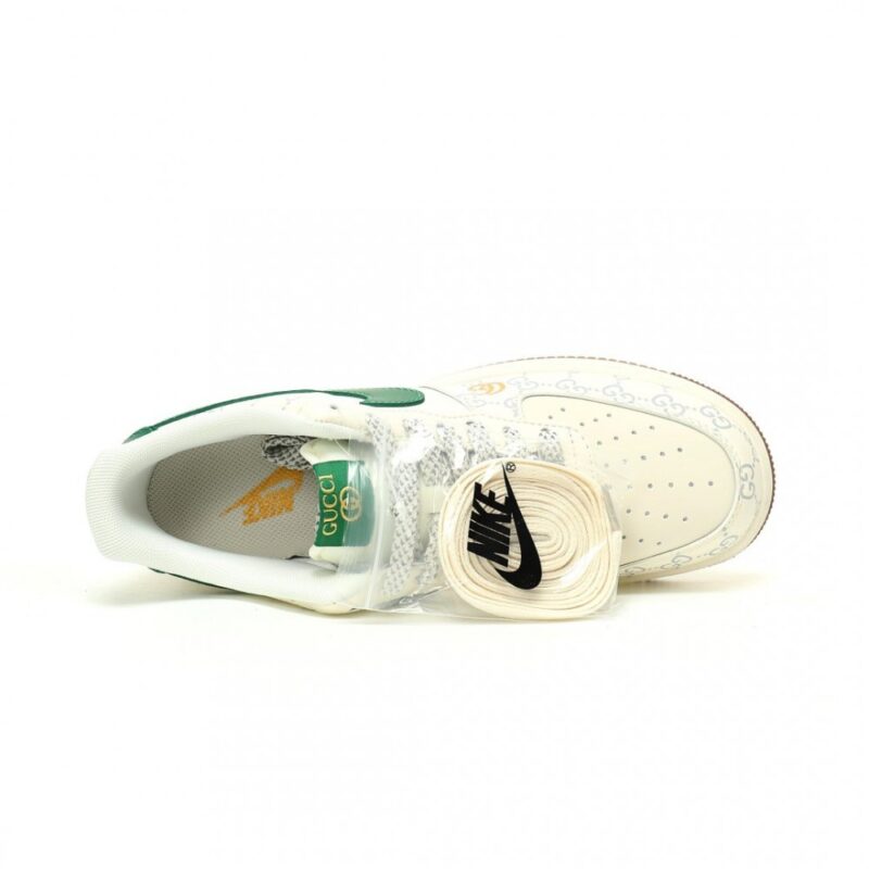 【AT9073】Gucci × ナイキのコラボレーションエアフォース1 - 高品質リザード型革とGGモノグラム柄を融合 | Gucci x Nike