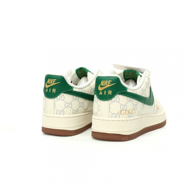 【AT9073】Gucci × ナイキのコラボレーションエアフォース1 - 高品質リザード型革とGGモノグラム柄を融合 | Gucci x Nike