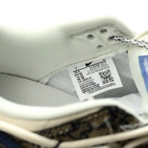 【AT9074】Gucci x Nike SB Dunk Lowスケートシューズ | ハイエンドファッションとストリートカルチャーの融合 | Nike x Gucci