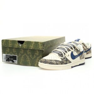 【AT9074】Gucci x Nike SB Dunk Lowスケートシューズ | ハイエンドファッションとストリートカルチャーの融合 | Nike x Gucci
