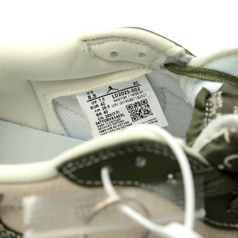 【AT9075】グッチ x ナイキ エアジョーダン1 ロー - 豪華なコラボレーションスニーカー | Nike x Gucci