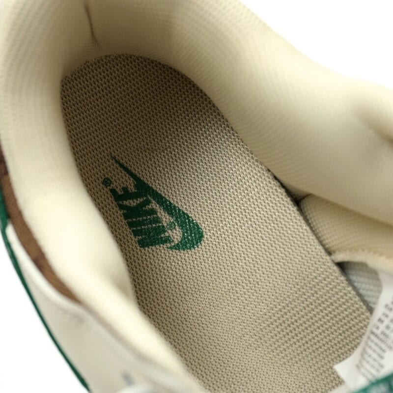 【AT9076】Gucci x Nike SB Dunk Low スニーカー - 贅沢なストリートファッション | Gucci x Nike