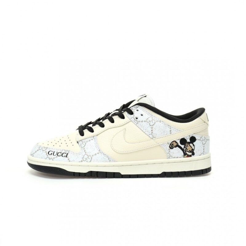 【AT9077】ナイキSB ダンクロー x グッチ コラボ スニーカー | Nike x Gucci