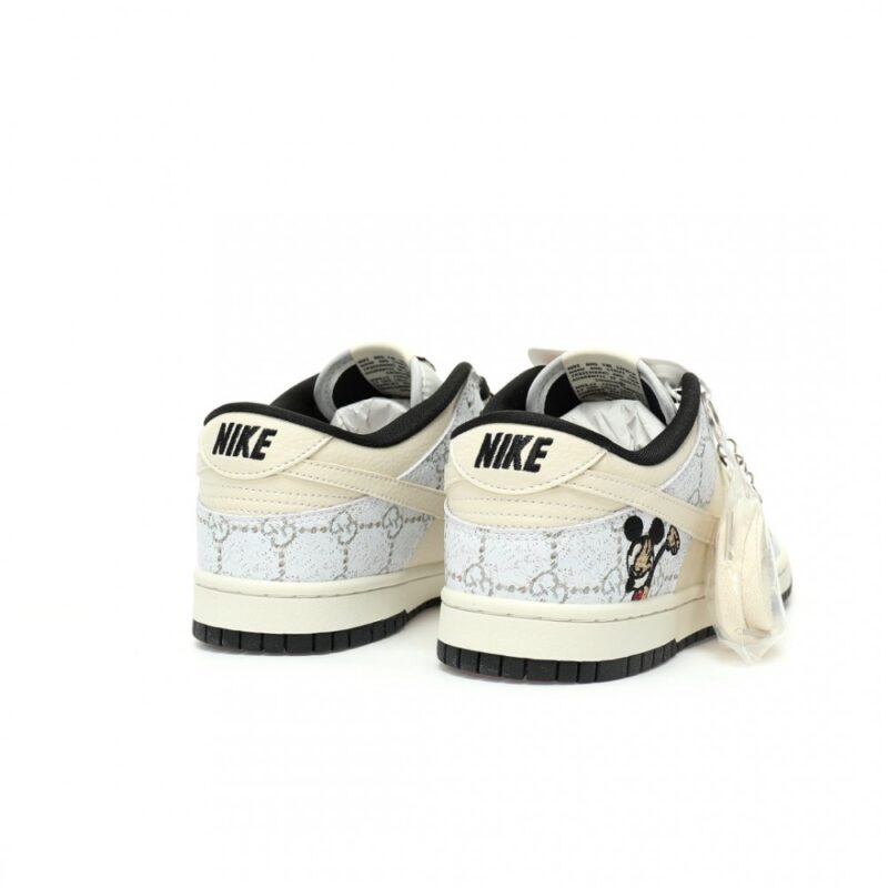 【AT9077】ナイキSB ダンクロー x グッチ コラボ スニーカー | Nike x Gucci