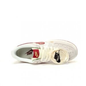 【AT9081】限定版Gucci x Nike Air Force 1 スニーカー: ピッグスキンとスネークスキン使用 | Gucci x Nike