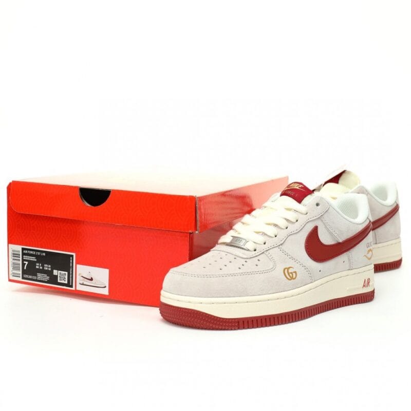 【AT9081】限定版Gucci x Nike Air Force 1 スニーカー: ピッグスキンとスネークスキン使用 | Gucci x Nike