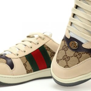 【AT9083】グッチ(Gucci) Screenerシリーズ スニーカー - 贅沢なデザインと快適な履き心地を持つクラシックスポーツシューズ | Gucci Firenze